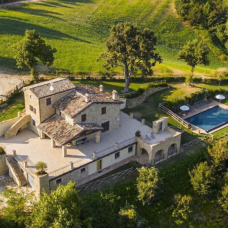 Villa Ermelinda - Piscina Privata E Jacuzzi Castelraimondo Exteriör bild